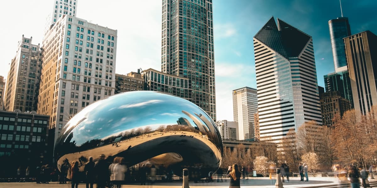 LLC in Illinois for Non-Residents (2025 Guide): High Fees, Low Value?